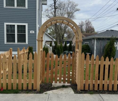 Gothic Picket with New England Arbor (1)